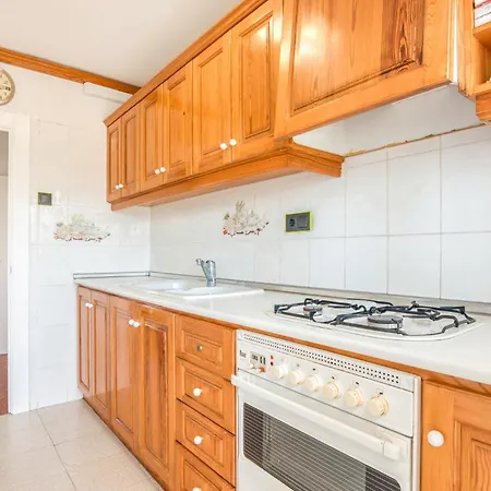 In With Kitchen Denia