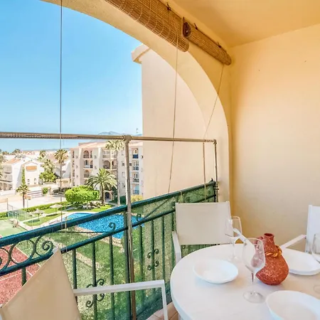 Appartement 2 Bedroom Beautiful In